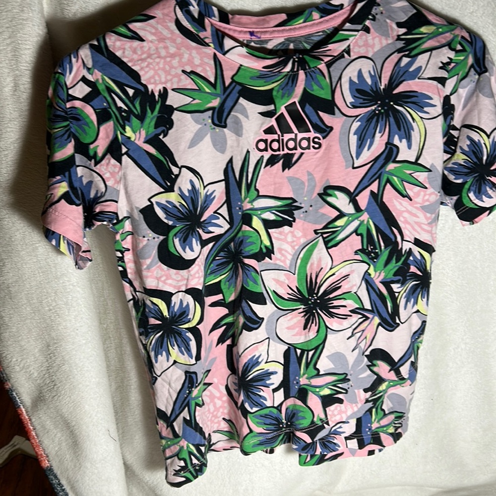 Flower tee, name brand Adidas shirt